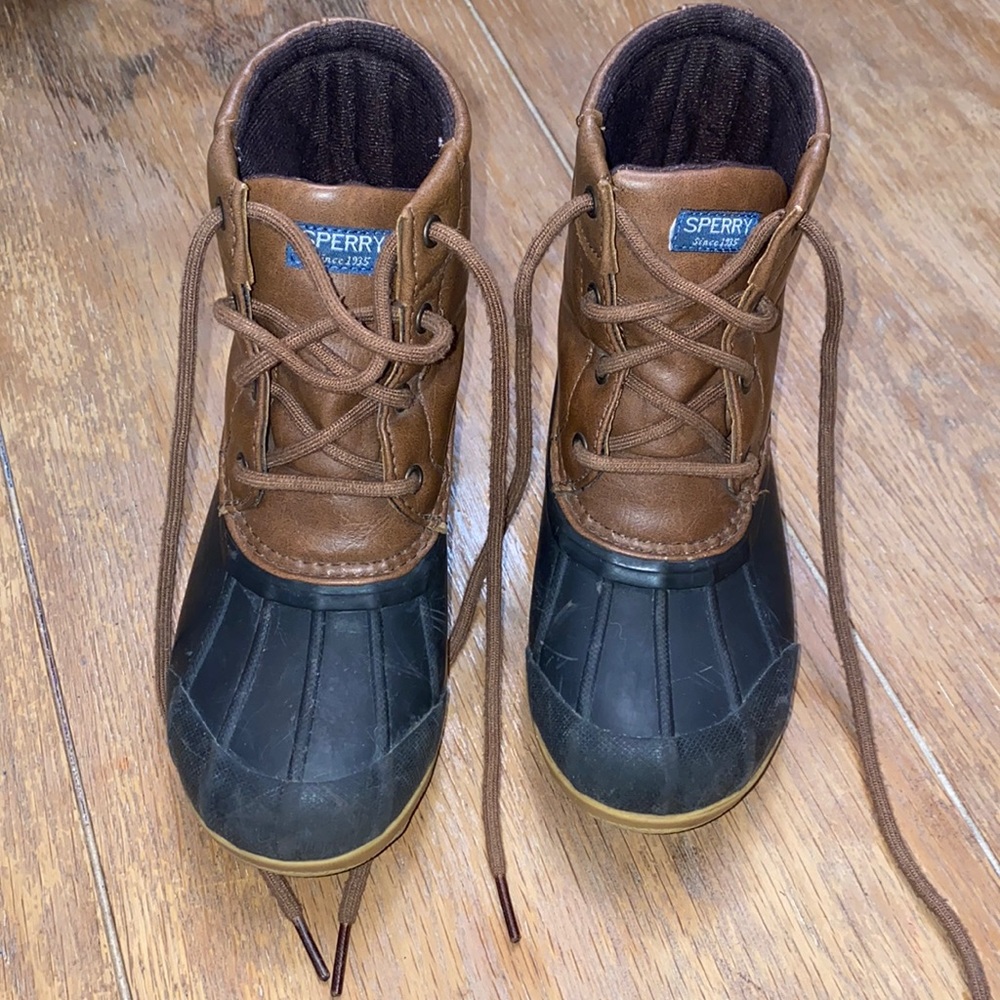 Boys Sperry Duck Boots, Size 1 🌟